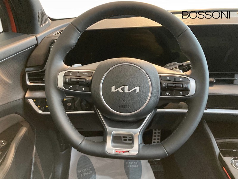 13 - Kia Sportage 1.6 t-gdi hev 210cv gt-line sunroof pack at6