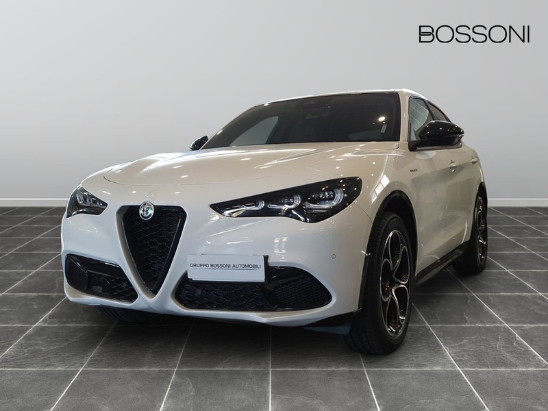 1 - Alfa Romeo Stelvio 2.2 turbo 210cv veloce q4 at8