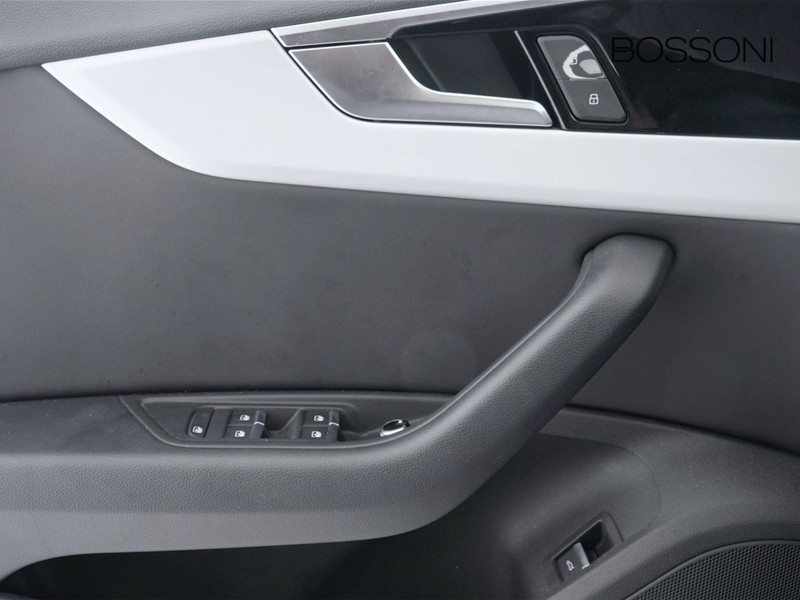 13 - Audi A5 sportback 40 2.0 tdi mhev 204cv s line edition quattro s tronic