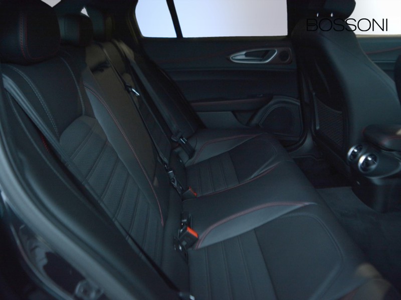 7 - Alfa Romeo Giulia 2.9 v6 520cv quadrifoglio super sport at8