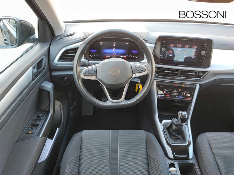 7 - Volkswagen T-Roc 2.0 tdi scr 115cv style