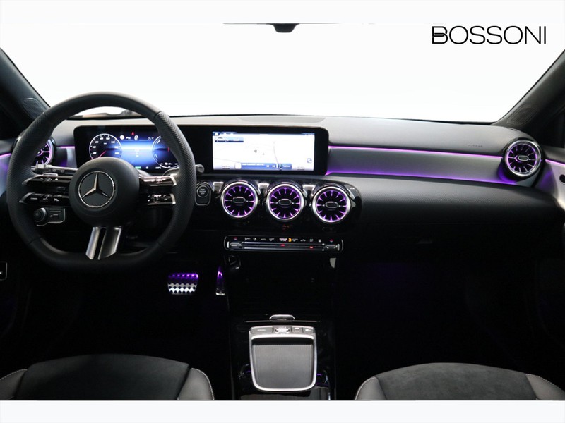 13 - Mercedes Classe A 250 e plug-in-hybrid alpine grey edition speedshift dct amg 8g