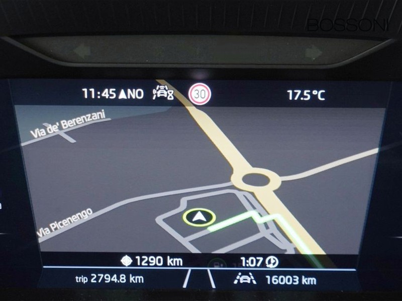 31 - Skoda Karoq 1.5 tsi act executive dsg