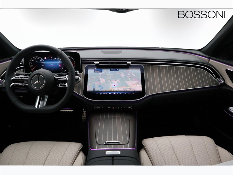 13 - Mercedes Classe E station wagon 220 d amg line advanced 4matic 9g-tronic