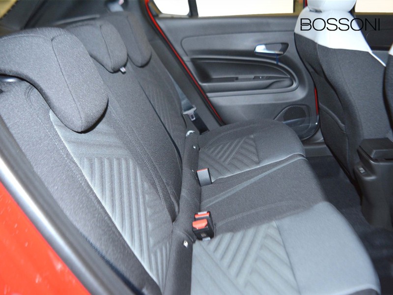 7 - Fiat 600 1.2 hybrid 110cv icon edct