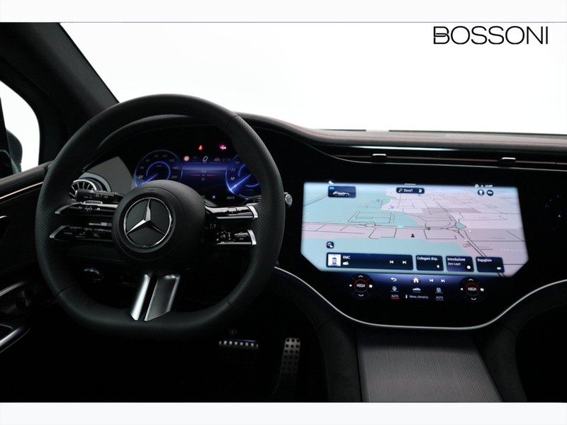 13 - Mercedes EQE suv 350 amg line premium plus 4matic