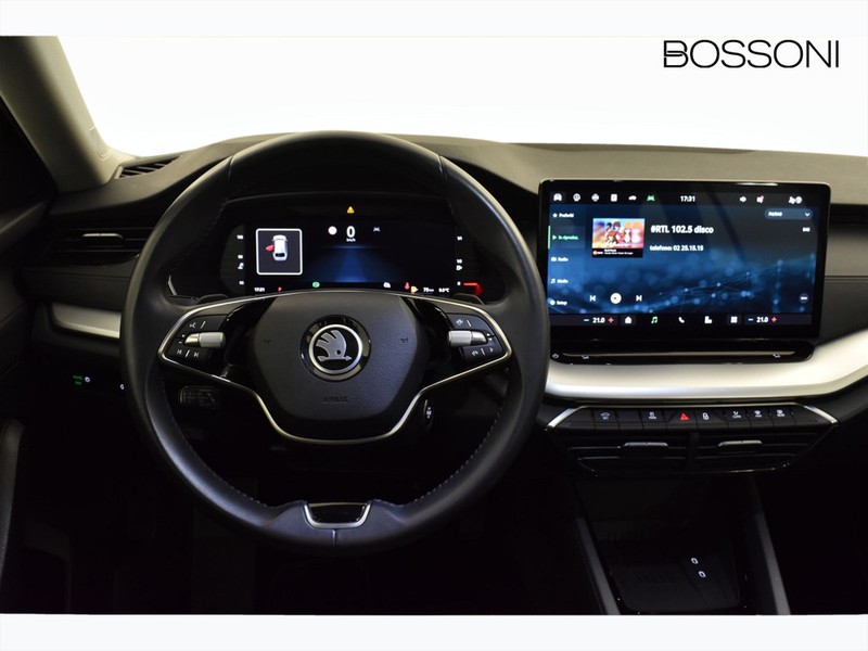 7 - Skoda Octavia wagon 2.0 tdi 150cv executive dsg