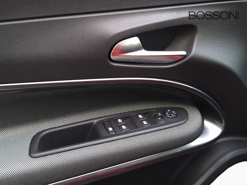 19 - Fiat 600 1.2 hybrid 110cv icon edct