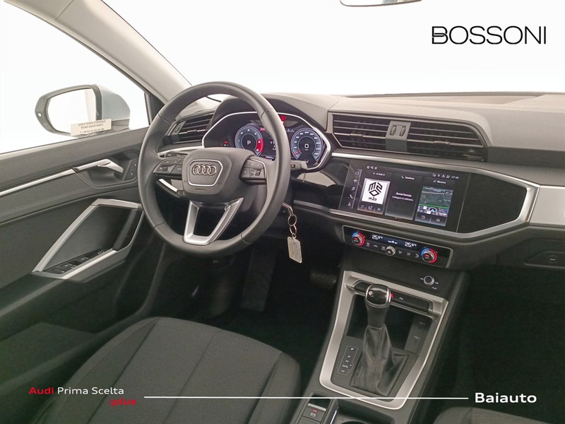 7 - Audi Q3 35 2.0 tdi business advanced s tronic