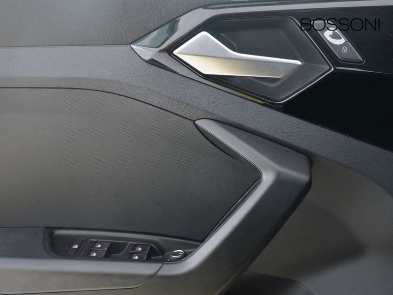 13 - Audi A1 sportback 25 1.0 tfsi admired my20