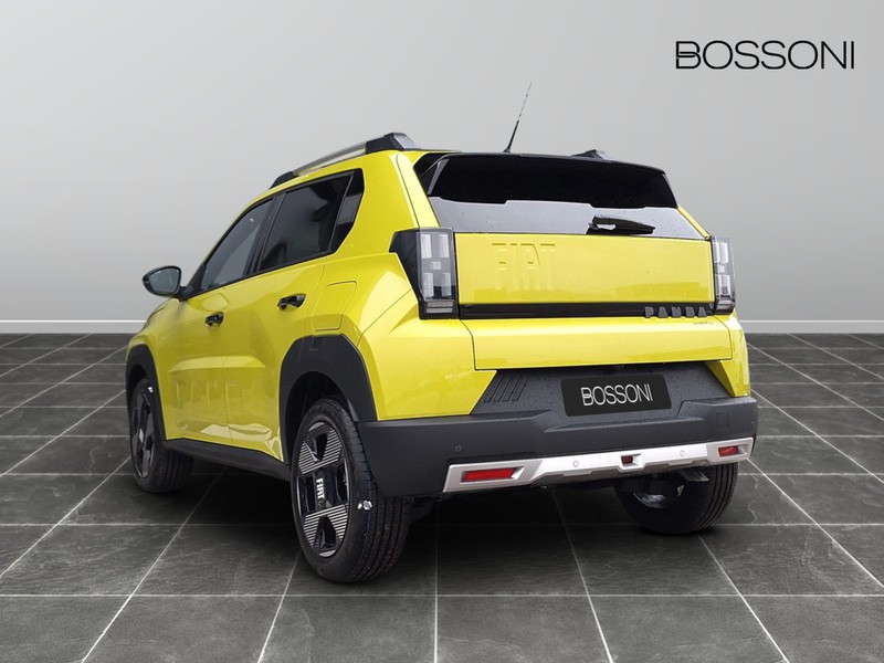 7 - Fiat Grande Panda 1.2 hybrid 110cv la prima