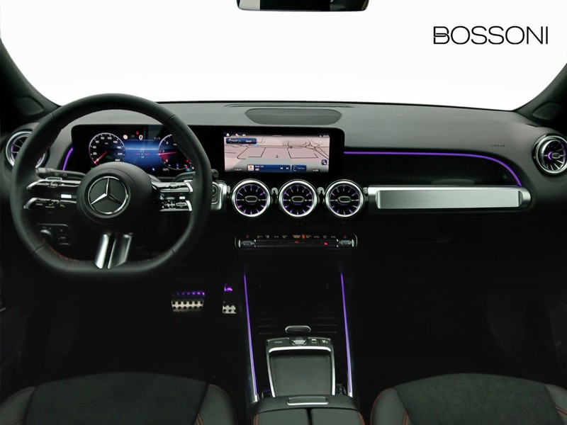 13 - Mercedes GLB 200 d amg line premium 4matic 8g-dct