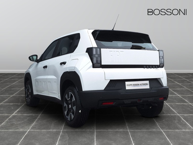 7 - Fiat Grande Panda 1.2 hybrid 110cv business