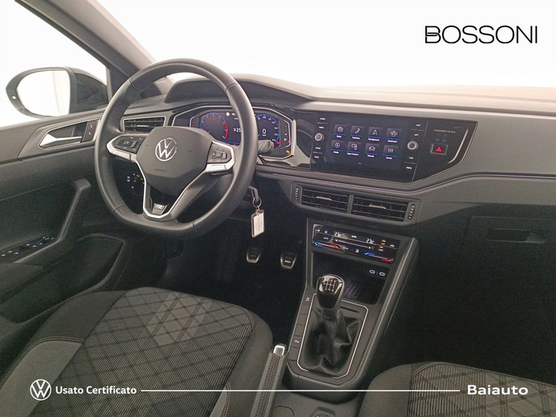 7 - Volkswagen Taigo 1.0 tsi 115cv r-line