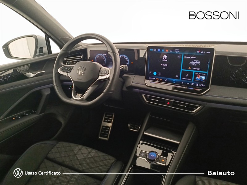 7 - Volkswagen Tiguan 2.0 tdi scr 150cv r-line dsg