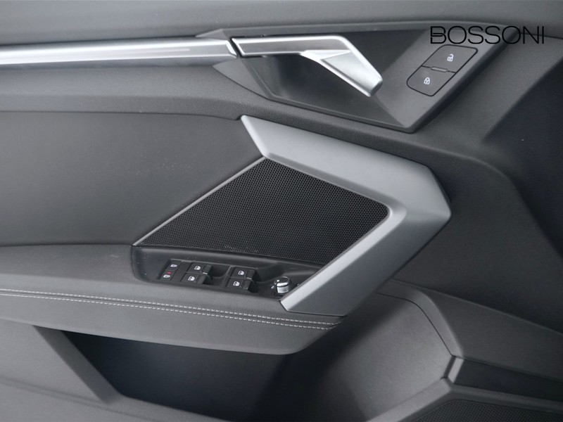 13 - Audi A3 sportback 2.0 tdi 150cv s line edition s tronic