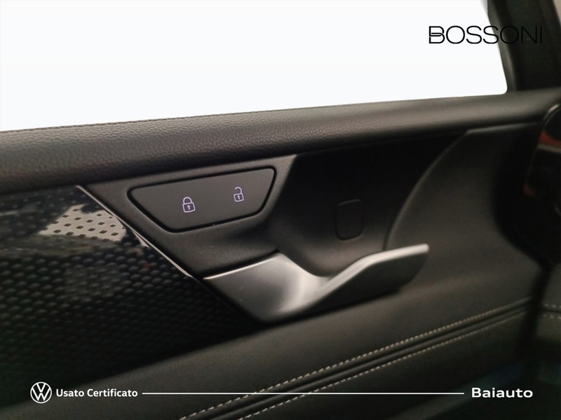 19 - Volkswagen Tiguan 2.0 tdi scr 150cv life dsg