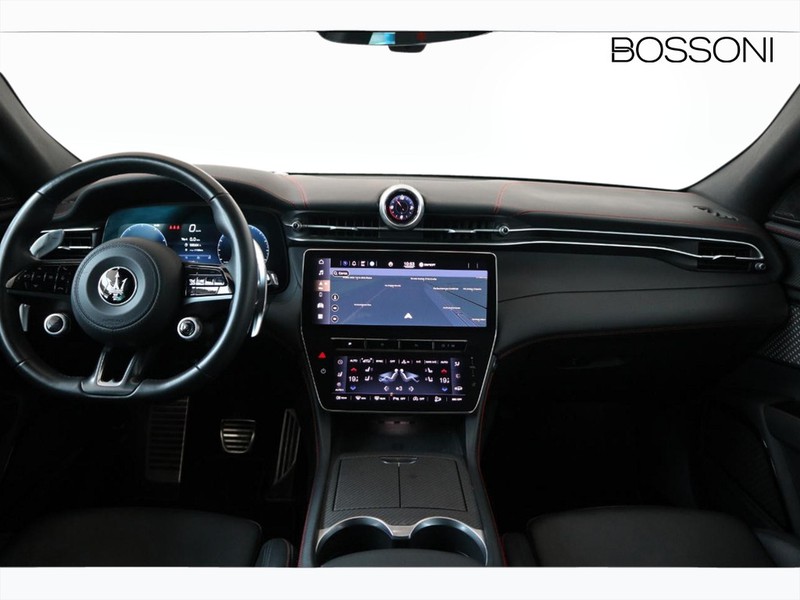 13 - Maserati Grecale 3.0 v6 v6 530cv trofeo awd