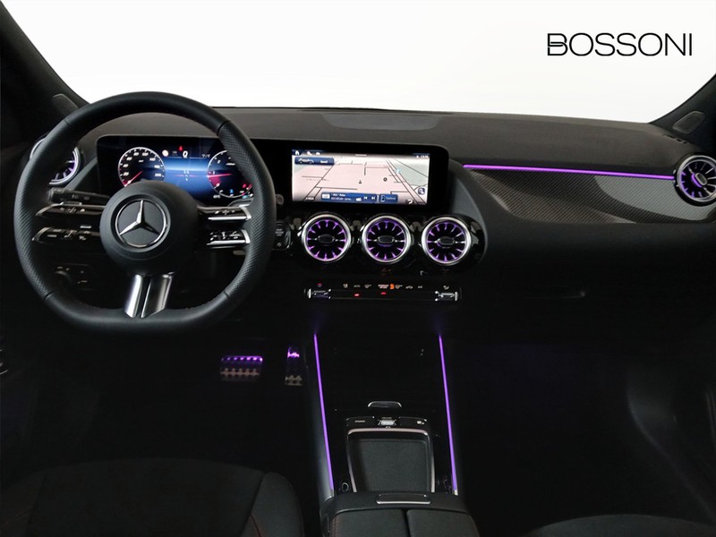 13 - Mercedes GLA 180 d amg line advanced plus 8g-dct