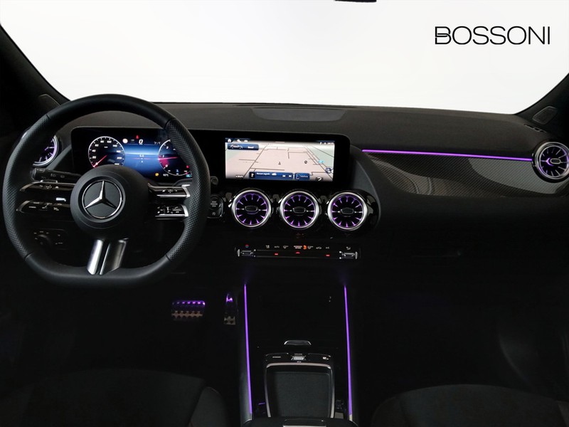 13 - Mercedes GLA 180 d amg line advanced plus 8g-dct