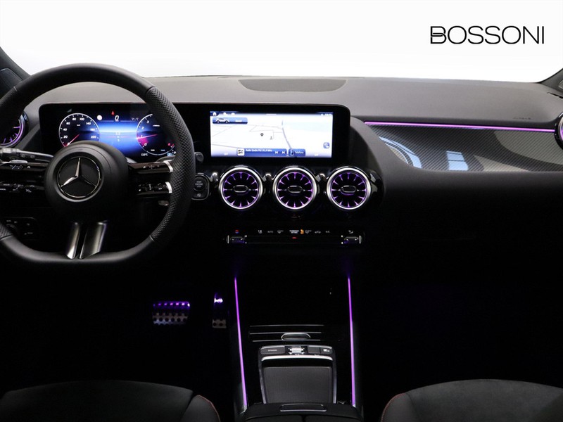 13 - Mercedes GLA 180 amg line advanced plus 7g-dct