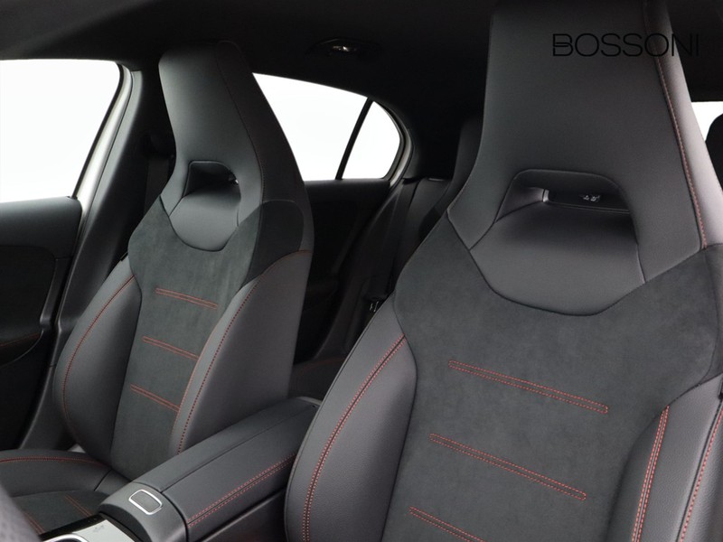 7 - Mercedes Classe A 180 d amg line extra speedshift dct amg 8g