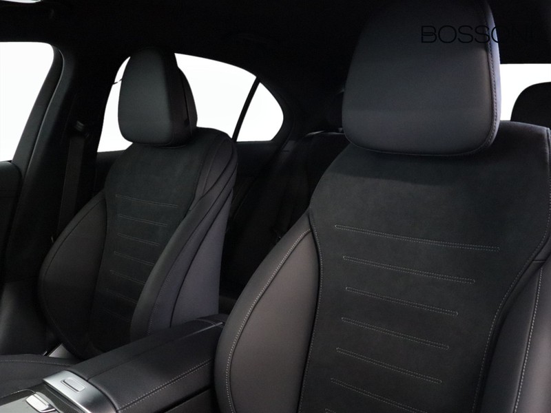 7 - Mercedes Classe C berlina 220 d mild hybrid 200cv amg line advanced 4matic 9g-tronic