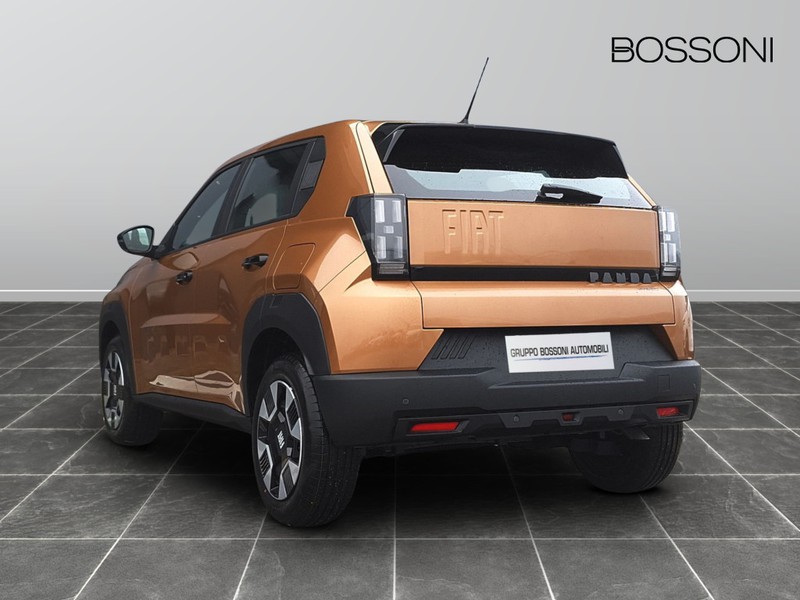 7 - Fiat Grande Panda 1.2 hybrid 110cv icon