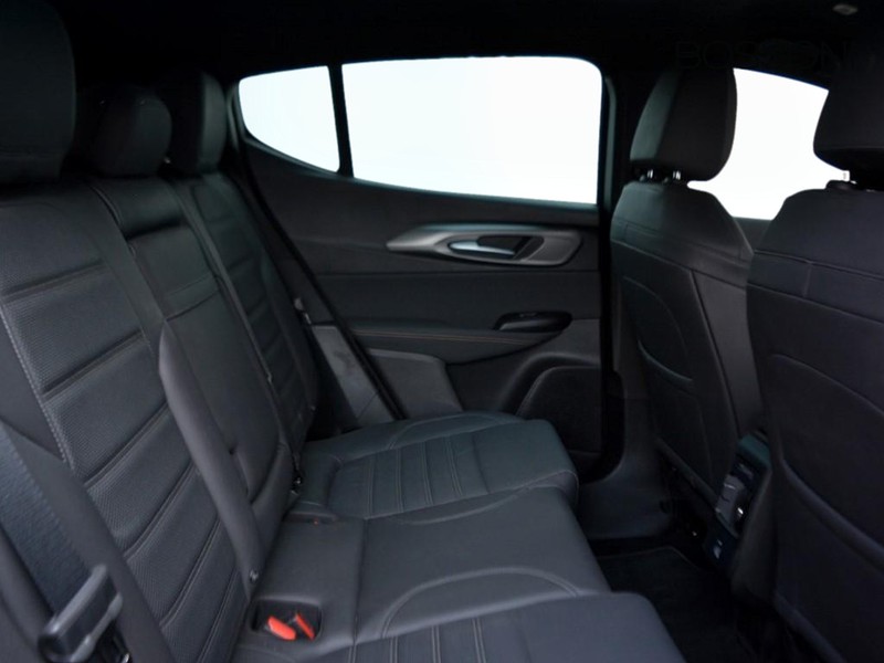 7 - Alfa Romeo Tonale 1.5 hybrid 160cv veloce tct7