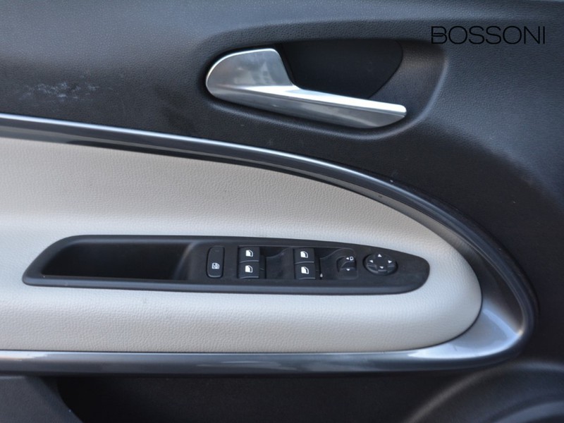 13 - Fiat 600 1.2 hybrid 110cv la prima ii edct