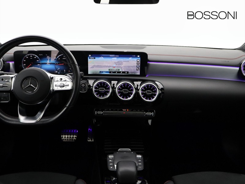 13 - Mercedes CLA shooting brake 200 d premium 8g-dct