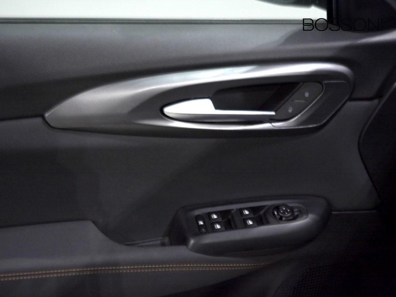 13 - Alfa Romeo Tonale 1.5 hybrid 160cv veloce tct7