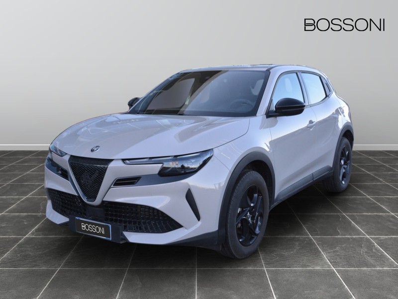 1 - Alfa Romeo Junior 1.2 hybrid 145cv ibrida edct6