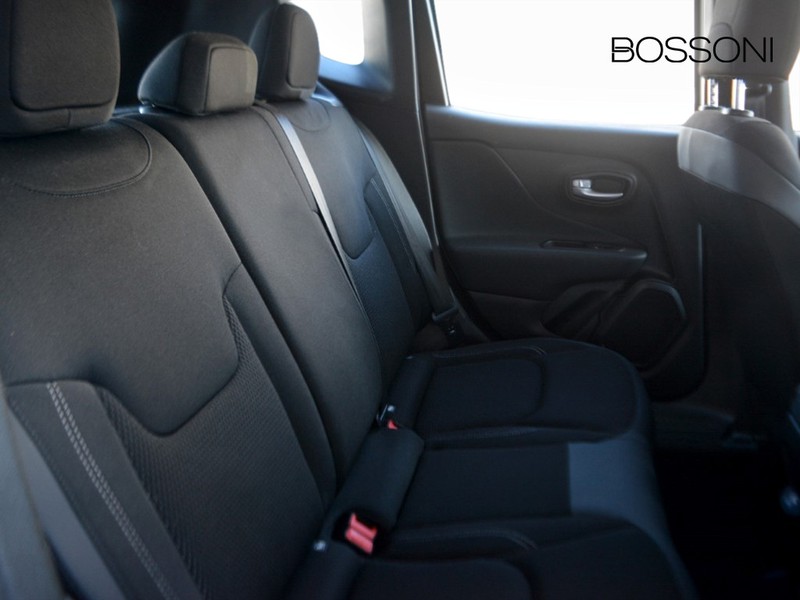 7 - Jeep Renegade 1.5 turbo t4 mhev altitude 2wd dct