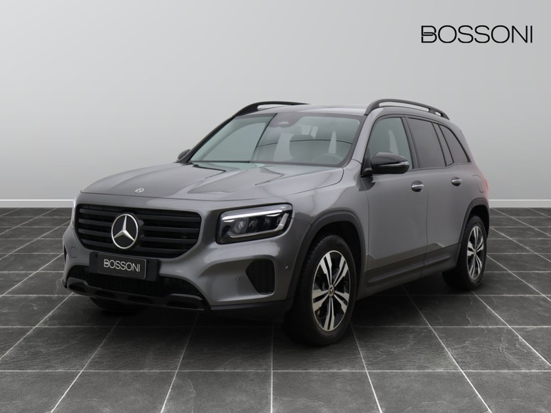 1 - Mercedes GLB 200 d progressive advanced plus 4matic 8g-dct