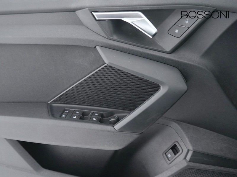 13 - Audi A3 sportback 40 1.4 tfsi e business advanced s tronic