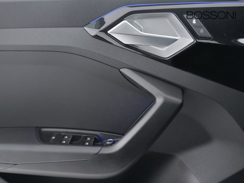 13 - Audi A1 allstreet 30 1.0 tfsi 116cv identity contrast s tronic