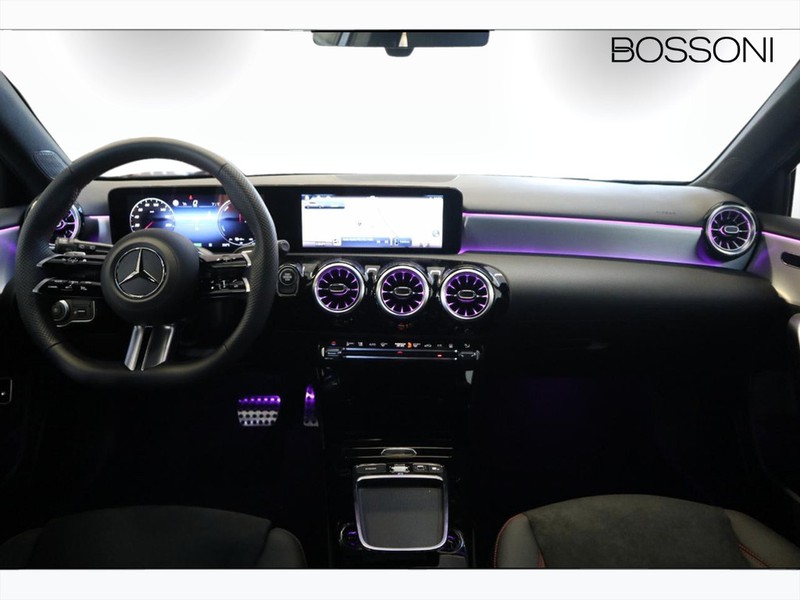 13 - Mercedes Classe A 250 e plug-in-hybrid amg line advanced plus speedshift dct amg 8g