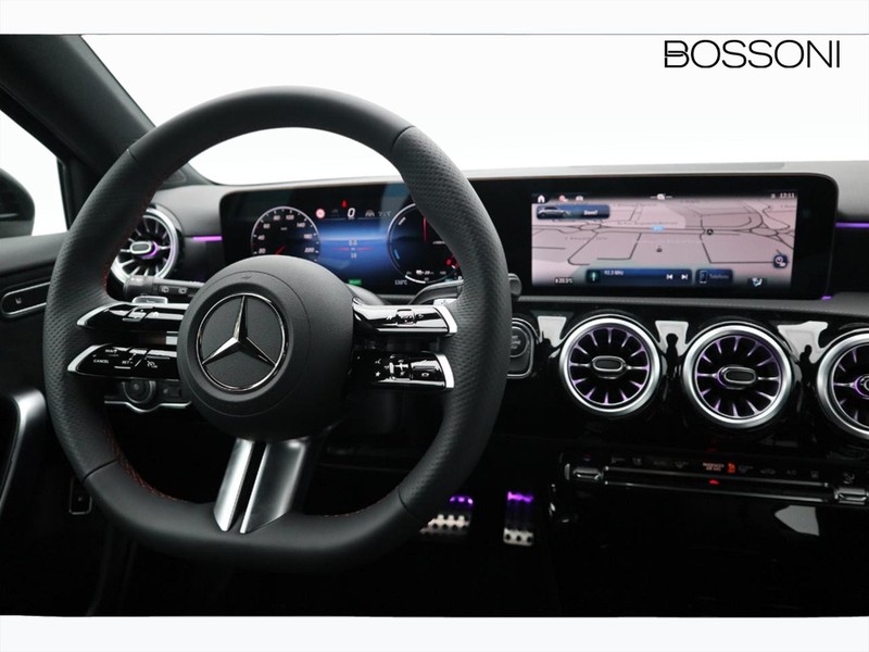 13 - Mercedes Classe A 250 e plug-in-hybrid amg line advanced plus speedshift dct amg 8g