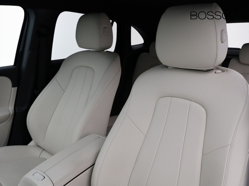 7 - Mercedes GLA 200 d progressive advanced plus 8g-dct