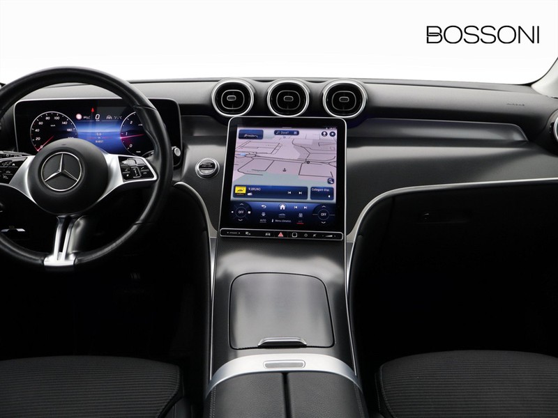 13 - Mercedes GLC suv 220 d amg advanced 4matic 9g-tronic