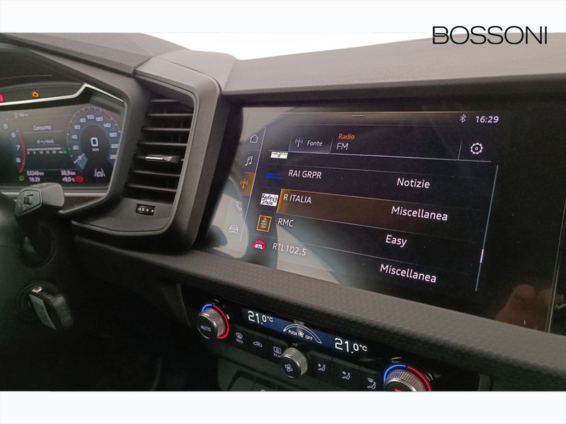 19 - Audi A1 sportback 25 1.0 tfsi admired