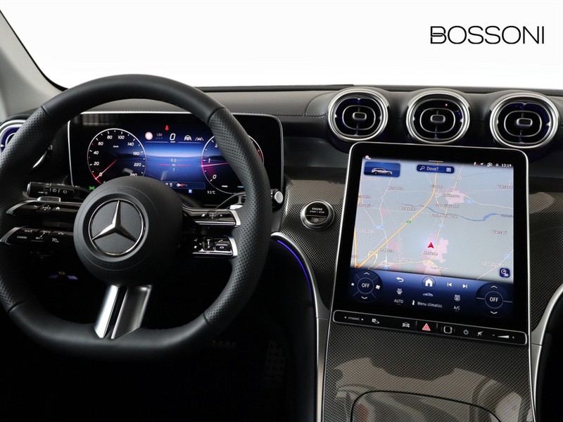 13 - Mercedes GLC suv 220 d amg line premium 4matic 9g-tronic