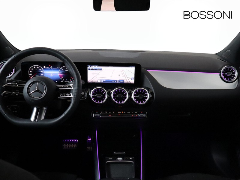 13 - Mercedes GLA 200 d amg line advanced plus 8g-dct