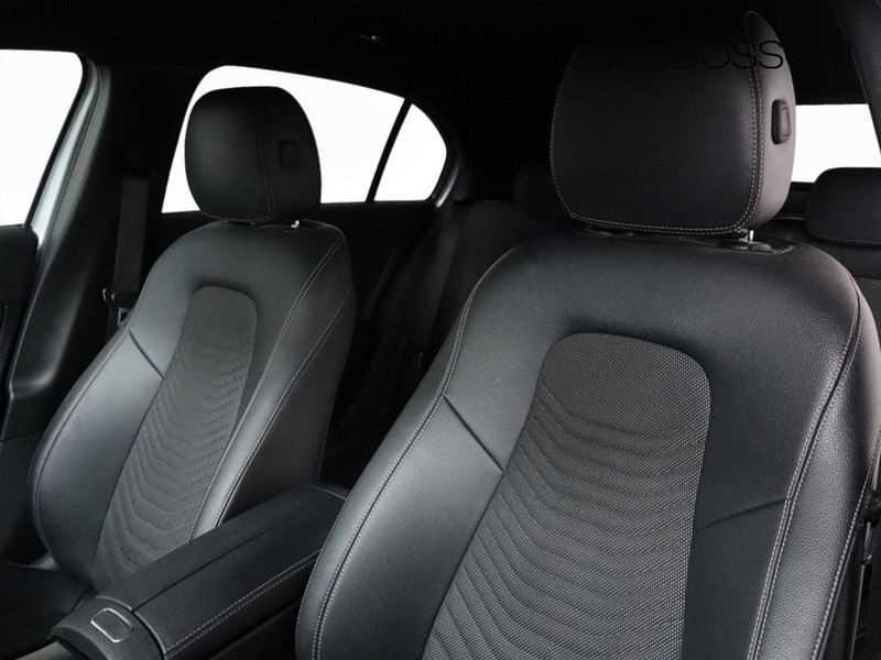 7 - Mercedes Classe A 180 d progressive advanced speedshift dct amg 8g