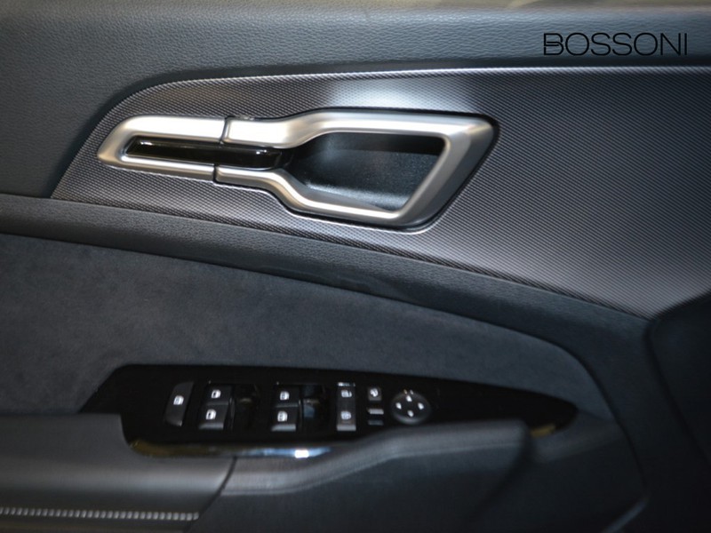 13 - Kia Sportage 1.6 t-gdi hev gt-line at6