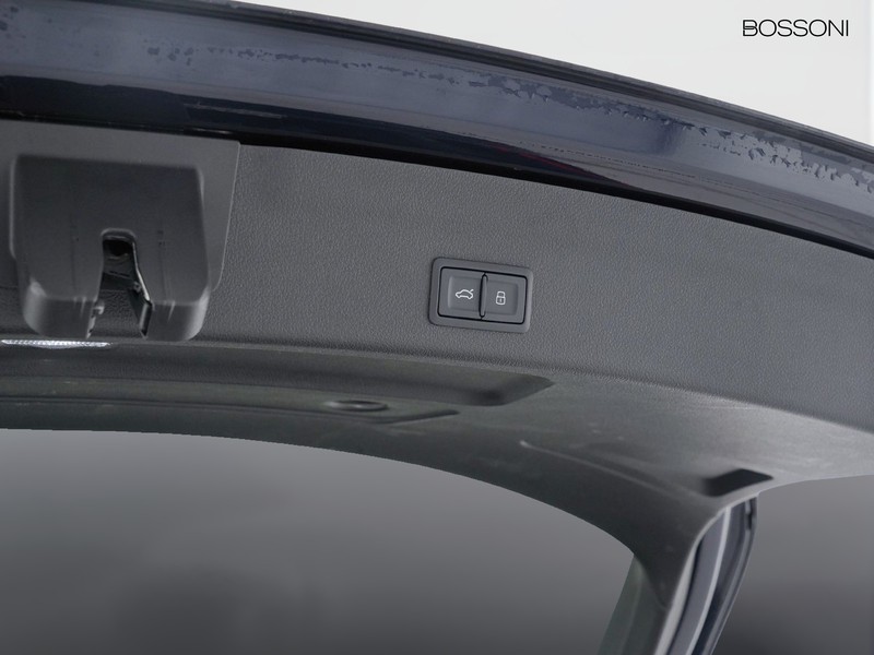 37 - Audi A6 avant 40 2.0 tdi mhev 12v s line edition quattro ultra s tronic