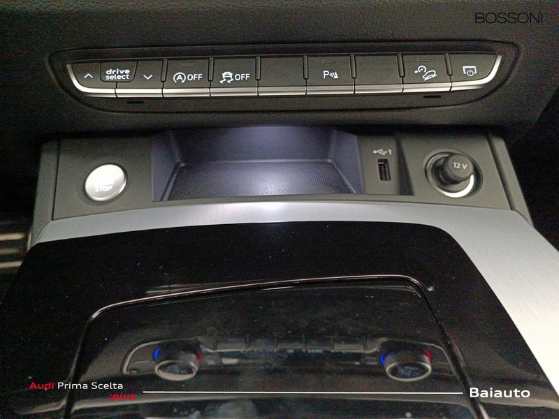 13 - Audi Q5 sportback 40 2.0 tdi mhev 12v s line quattro s tronic