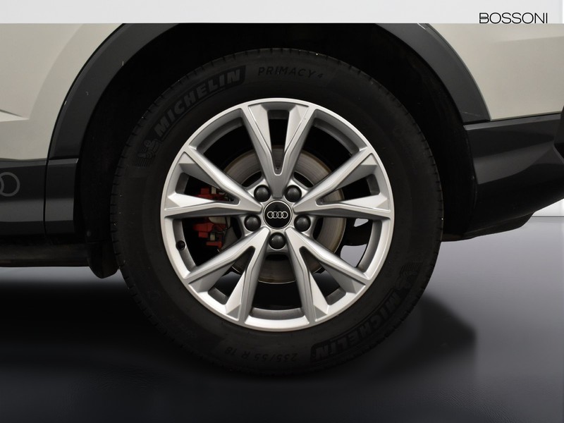 13 - Audi Q3 sportback 40 2.0 tdi 200cv edition quattro s tronic