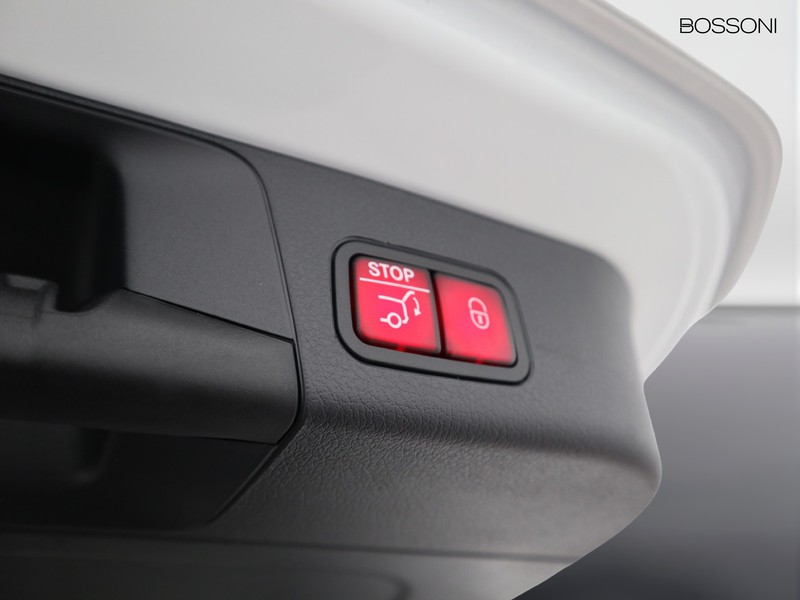 19 - Mercedes GLB 200 d amg line premium 4matic 8g-dct